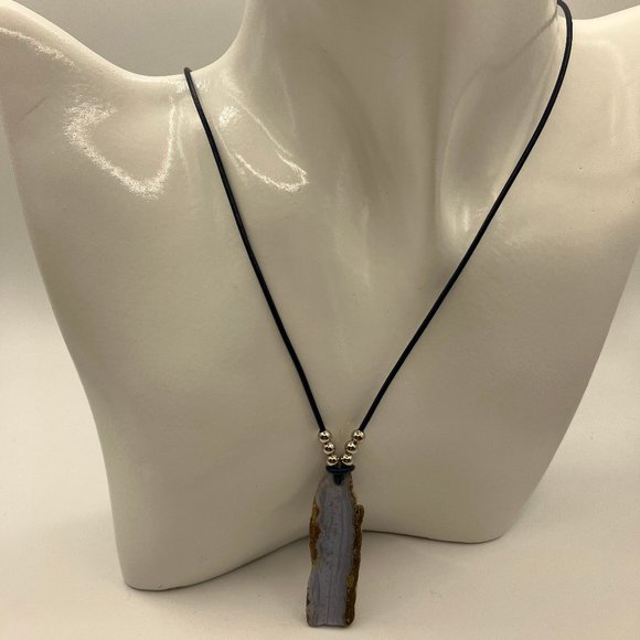 NEW Blue Lace Agate Raw Edge Pendant Necklace Genuine Leather Cord - Picture 4 of 5